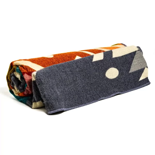 Luxury alpaca blanket fair trade Ecuador