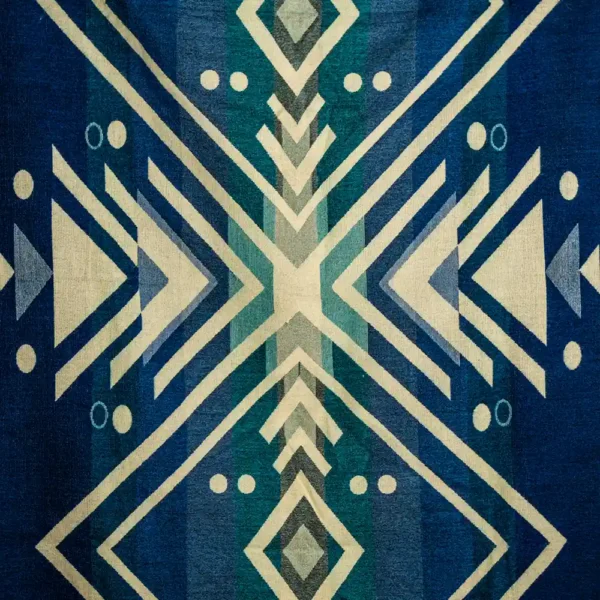 alpaca-blanket-blue-geometric-ethnic-design-warm-cozy