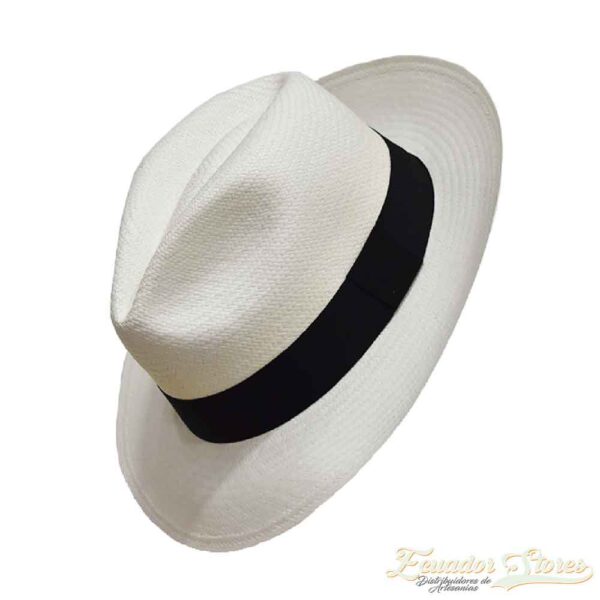Sombrero Panamá cuencano de paja toquilla