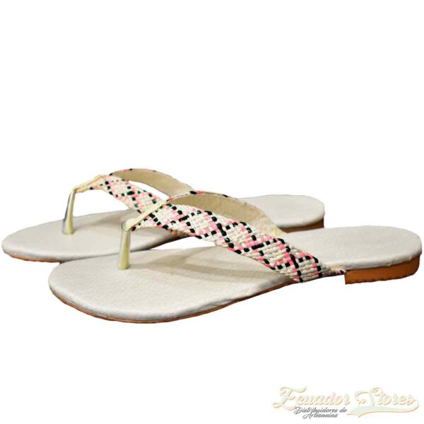 Wholesale Straw Sandal For Woman